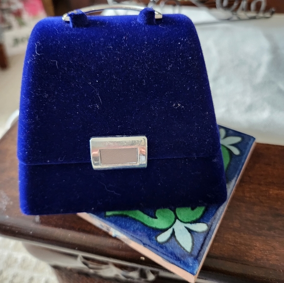 Watch and bracelet set - Picture 3 of 5